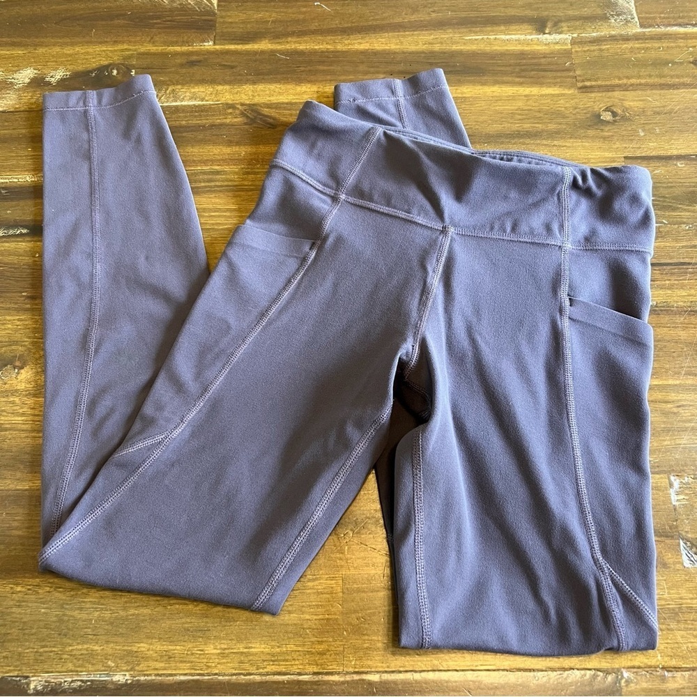 Athleta Girl Gray Leggings Stash your Treasures Tight Side Pockets Medium 8-10